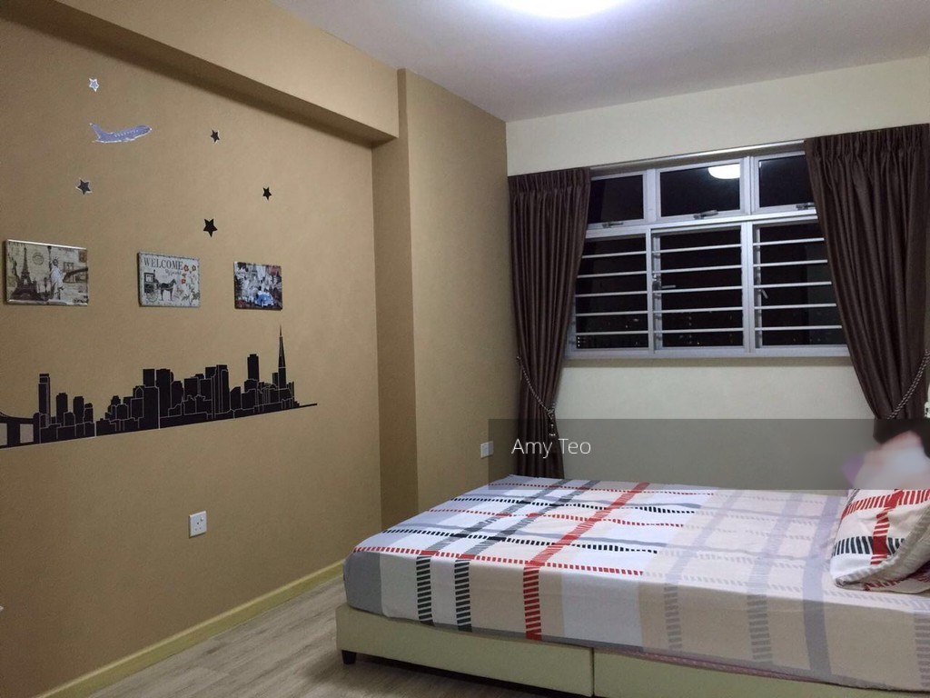 Woodlands Crescent thumbnail photo